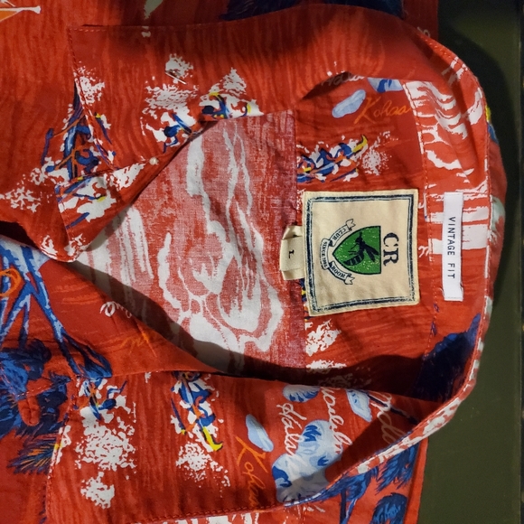 Hawaiian button up t shirt - Picture 2 of 4